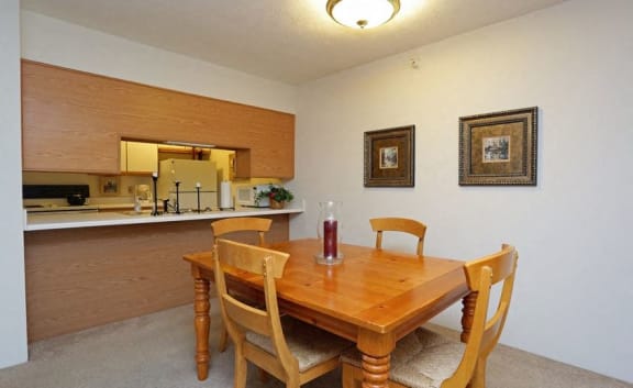 Dining Area at McClellan Estates III Apartments , Marshall