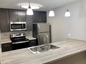 1BD, 1BR Remodel D-Style Kitchen