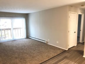 1BD, 1BR Remodel D-Style Livingroom