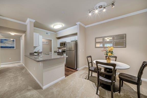 The Commons apartments kitchen and dining