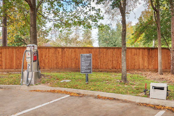 Lodge at Cypresswood - Car care center