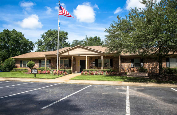 Leasing Office and Information Center at Cambridge Square Chesapeake