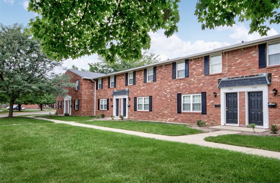 Exterior Townhome Building at Carriage House East