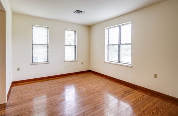 Den at Lake Oaks Apartments