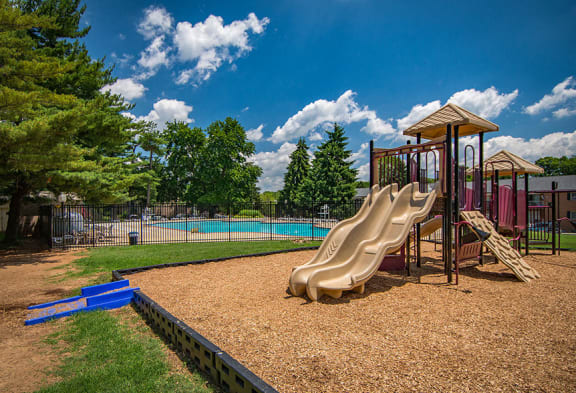Maplewood Villas Apartments Playground 1