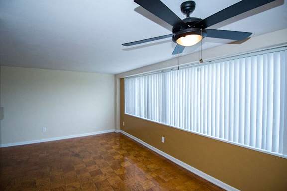8600 Apartments Hardwood Floors