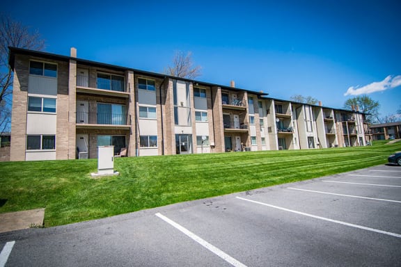 Crane Village Apartments Off Street Parking