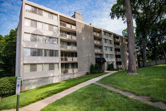 Heritage Park Apartments Building 2