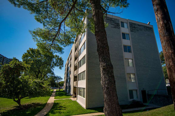 Heritage Park Apartments Building 3