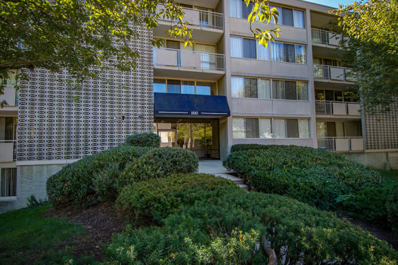 Heritage Park Apartments Building 6