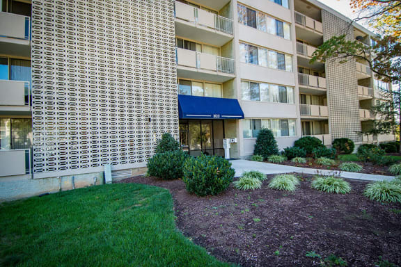 Heritage Park Apartments Building 16
