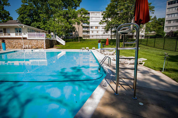 Heritage Park Apartments Pool 9