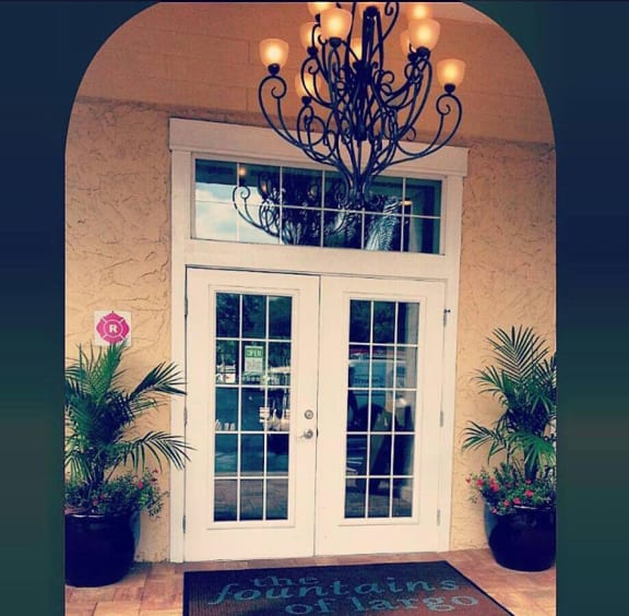 Apartment Building Entrance at Fountains of Largo in Largo, FL