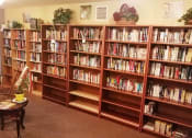 Thumbnail 13 of 29 - Library with seating area at VINTAGE AT RICHLAND Apartments, Washington, 99352