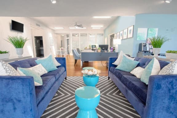 Resident Lounge at The Entro at Midtown, Dallas, TX