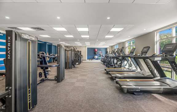 Larq Henderson - Dallas, TX apartments fitness center