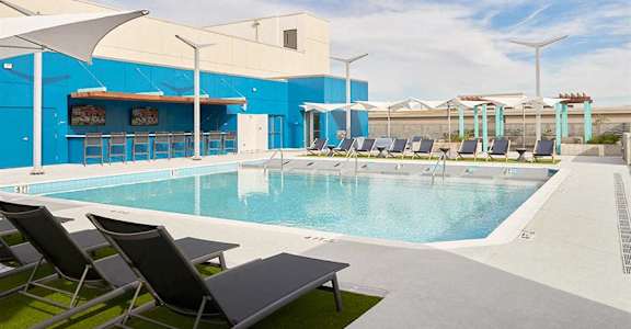 Saltwater Pool at The George & The Leonard, Georgia