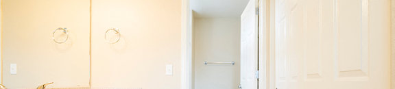  Luxurious Bathroom at LINCOLN GARDENS APARTMENTS, Napa, CA 94559 