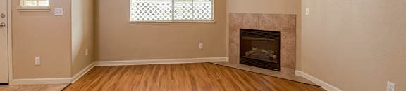 Apartments living room at LINCOLN GARDENS APARTMENTS, Napa California