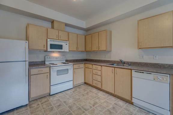 Kitchen at VINTAGE AT BURIEN, Burien