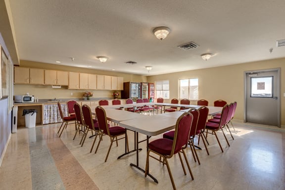 Social Room Kitchen at VINTAGE AT RICHLAND Apartments, Richland , Washington