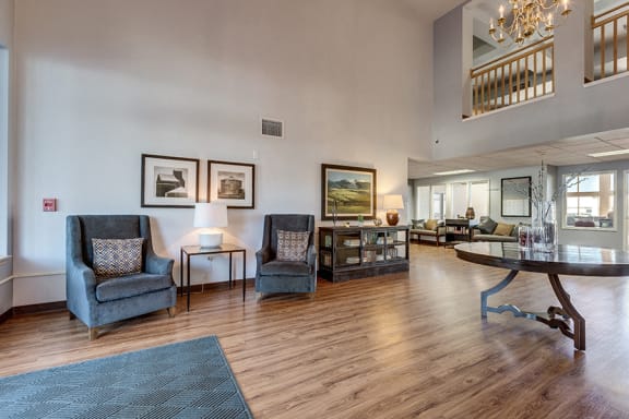 Seating Area in Clubhouse at VINTAGE AT RICHLAND Apartments, Richland , Washington