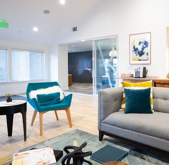 a living room wit at BELLA VISTA AT HILLTOP, Richmond, CA