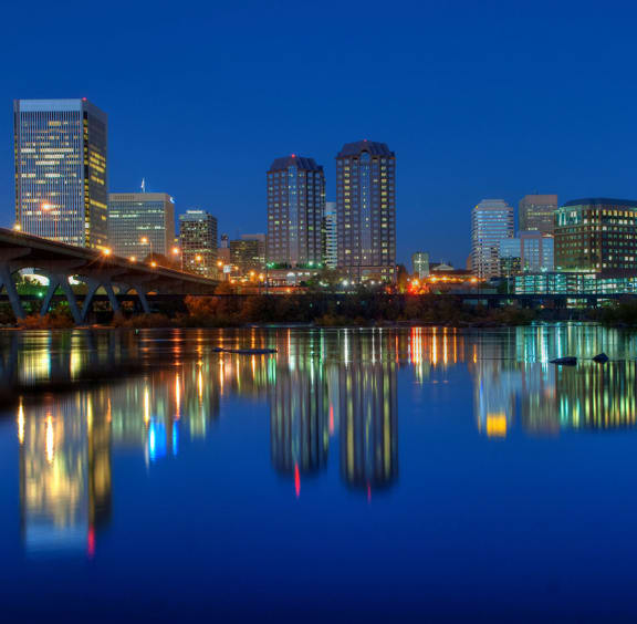 Carytown Crossing Luxury Apartments in Richmond, VA