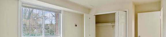 2Bdr Guest Bedroom, with Large Closet