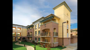 San Marino Apartments Exterior