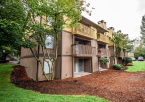 Tacoma Apartments - Miramonte Apartments - Rear Exterior