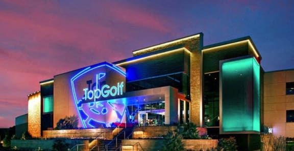 the front of the jacogi building at night