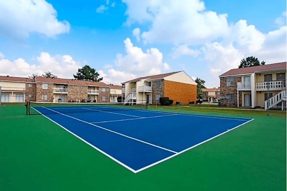 Tennis Courts at Lifestyle at Shreveport Apartments, Shreveport, Louisiana