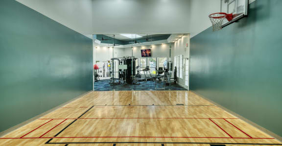 the preserve at ballantyne commons fitness room