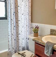Bathroom With Bathtub at Convent Gardens Apartments, Missouri, 63108
