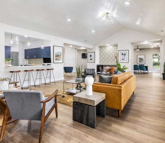 Barstow Lincoln Oaks Apartments in Austin, TX