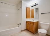 Thumbnail 4 of 27 - Full bathroom