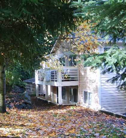 Brandenwood_Bellevue_WA_Amenities_Exterior