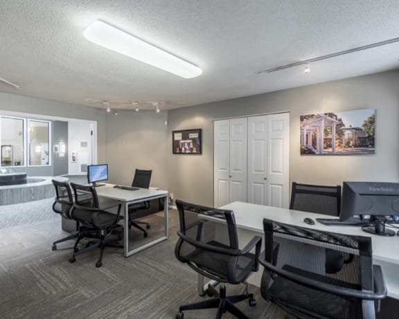 Photo Gallery Image