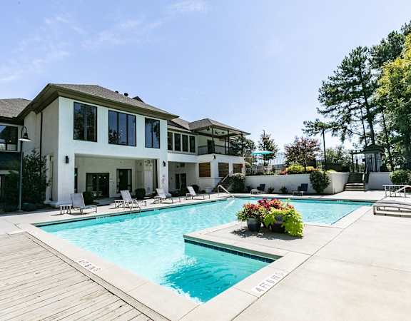 Pool at The Metro Apartments, Atlanta, GA