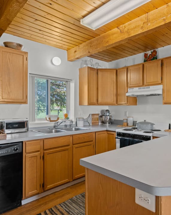 Mountaineer Village Apartments in Gunnison, CO