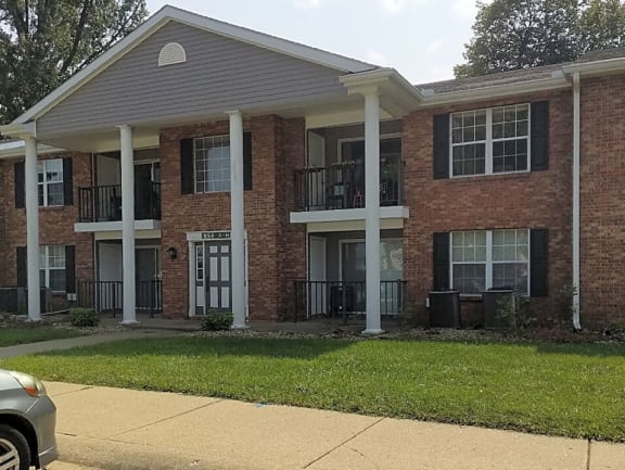 The Village Quarter Apartments in Terre Haute, IN