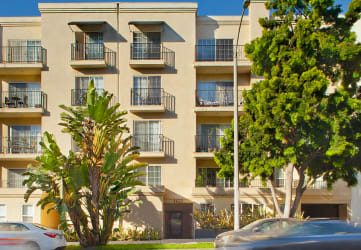 Homepage Slider - hero Santa-Monica-Affordable-Apartments-1423-6th-Exterior