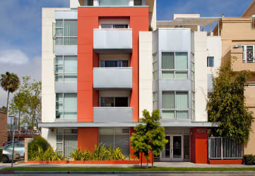 Santa-Monica-Affordable-Apartments-1537-7th-Exterior
