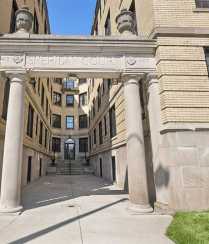 Sheridan Court Apartments in Detroit MI