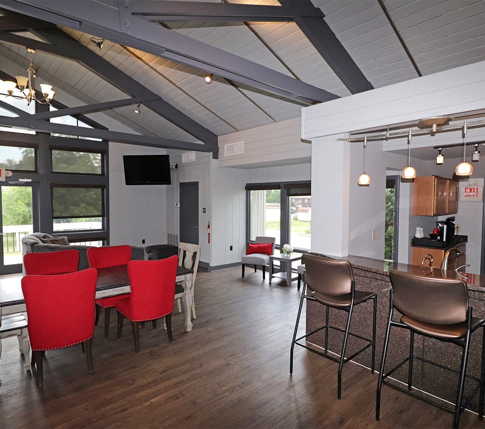 Spring Ridge Apartments photo 2