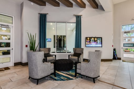 Lounge at Centre Pointe Apartments in Melbourne, FL