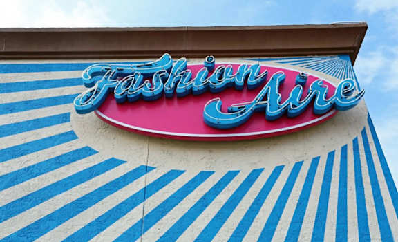 Fashionaire Signage