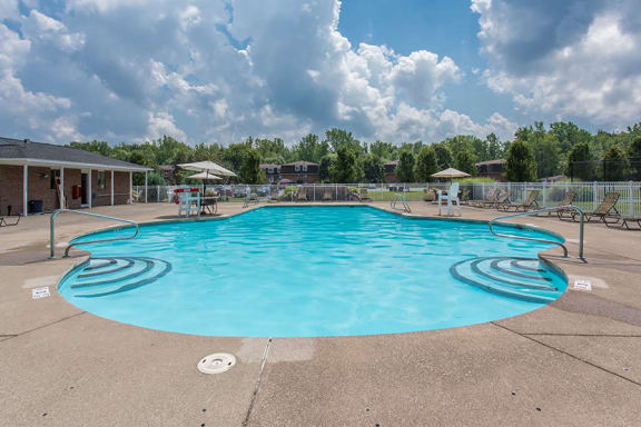 Swimming Pool With Relaxing Sundecks at Willowbrooke Apartments, Brockport