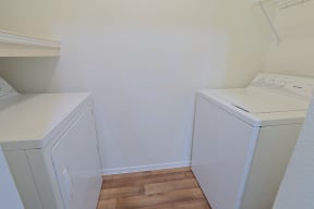 In-Home, Full Size, Washers & Dryers